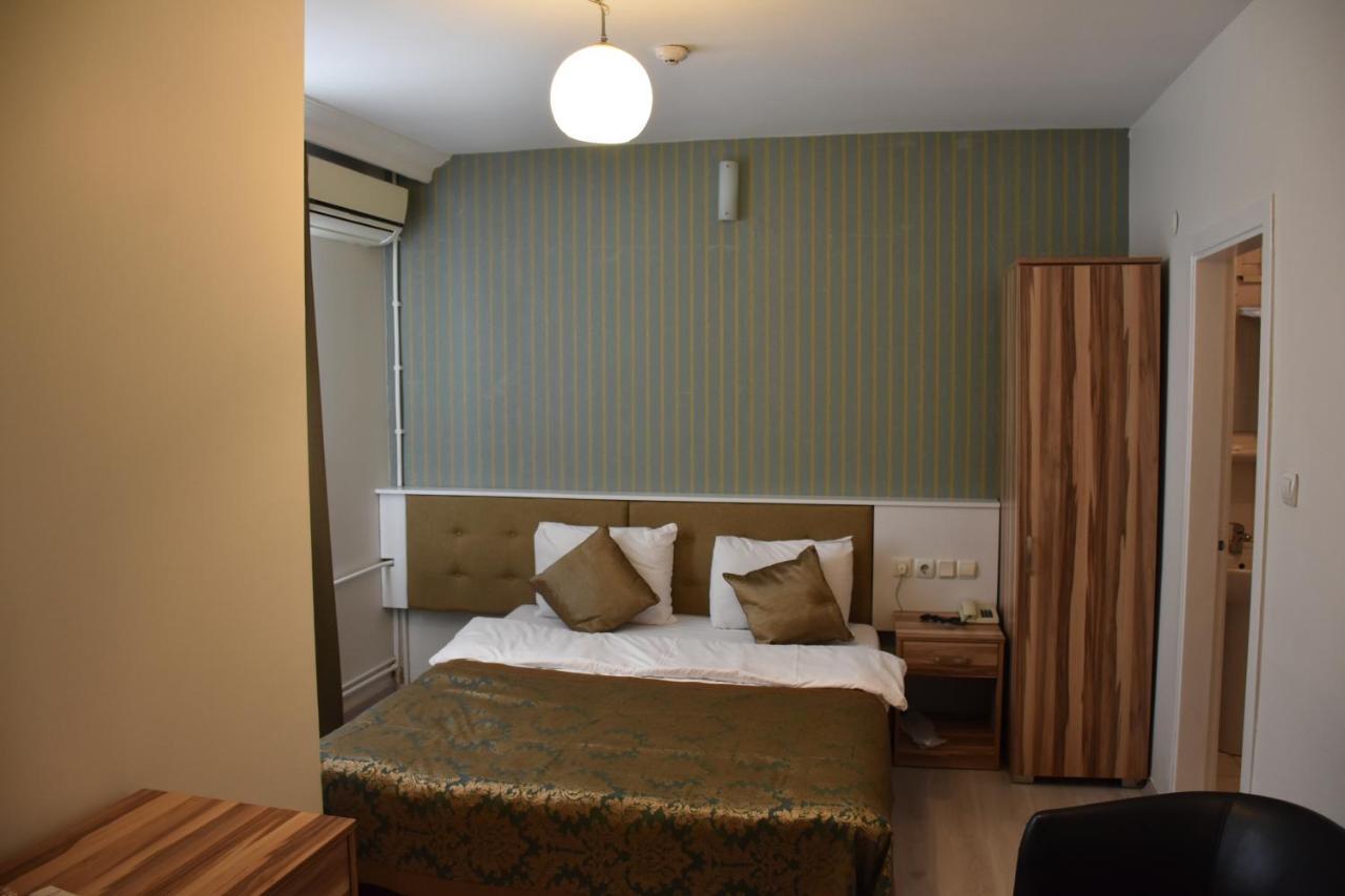 Hotel Gross *